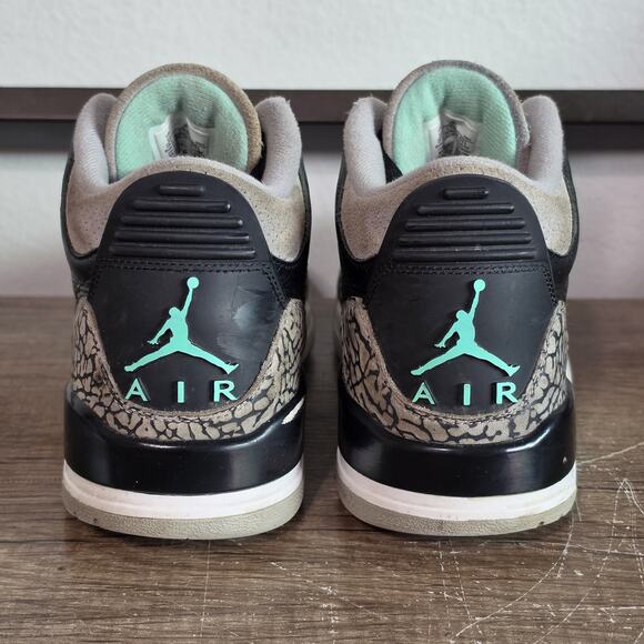Jordan 3 Retro (CT8532-031) Men’s Athletic Shoes Sneakers Size 10 Green Glow main image 8